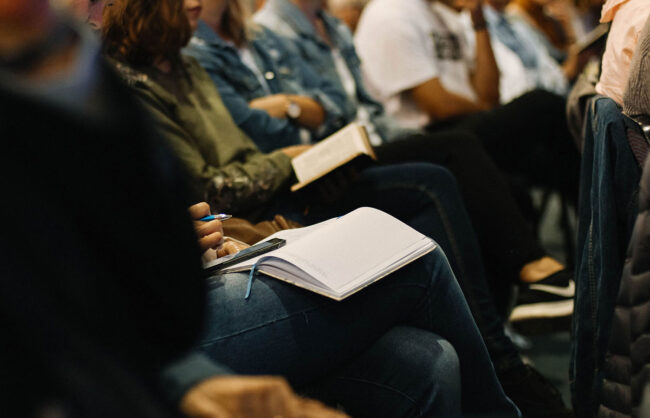 nicole-honeywill-703542-unsplash-min